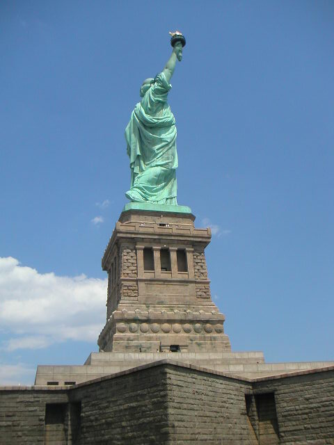 Statue de la Liberté, Piédestal Richard Morris Hunt