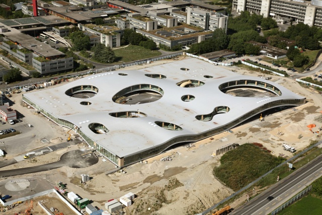 The Rolex Centre under construction, Lausanne, July 2009 / Photo Epfil Alain Herzog